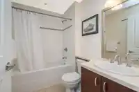 404 1580 MARTIN STREET - thumbnail 25