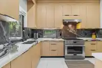 13046 CRESCENT ROAD - thumbnail 22
