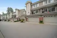 34 2925 KING GEORGE BOULEVARD - thumbnail 3