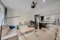 34 2925 KING GEORGE BOULEVARD - thumbnail 5