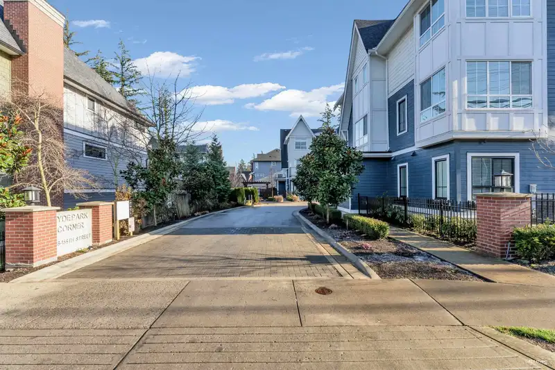 12 2828 156 STREET - photo 1 of 36