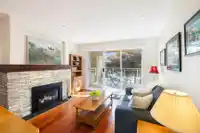 210 15155 22 AVENUE - thumbnail 2