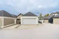 2136 164A STREET - thumbnail 38