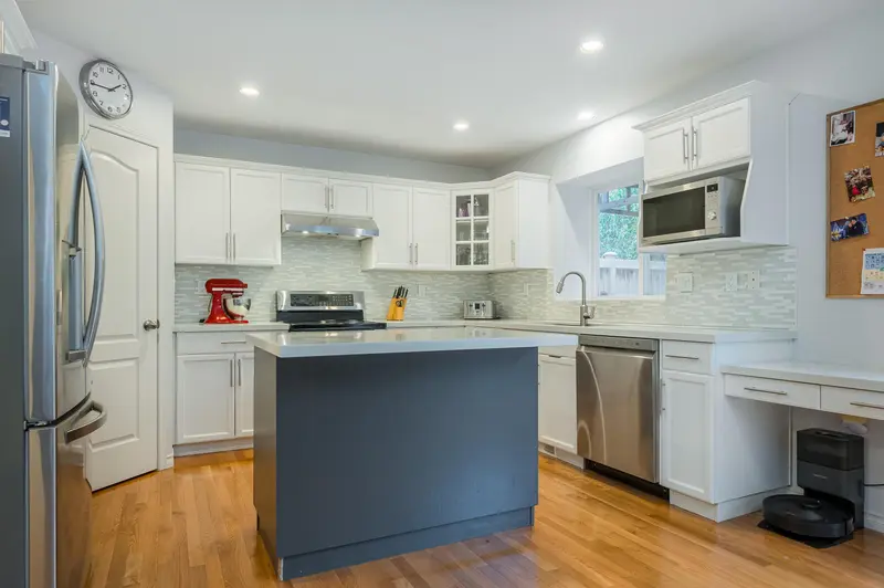 20265 94B AVENUE - photo 1 of 25