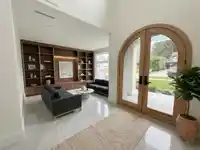 13512 14 AVENUE - thumbnail 3