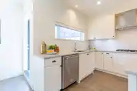 7 15688 28 AVENUE - thumbnail 8