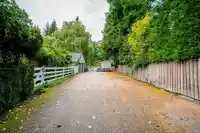 16885 23 AVENUE - thumbnail 32