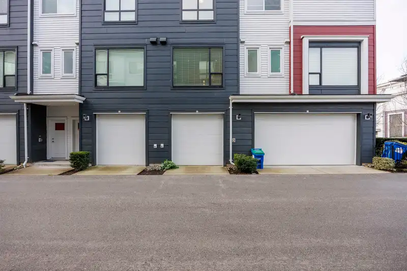 83 16336 23A AVENUE - photo 3 of 35