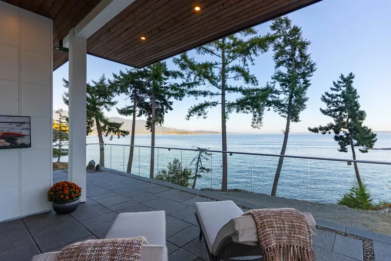 239 SHORE LANE - photo 3 of 25