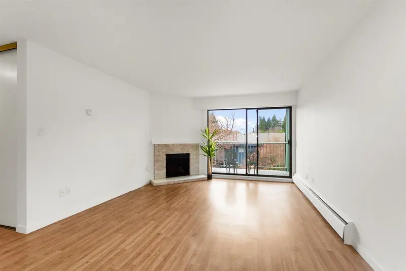 216 9202 HORNE STREET - photo 2 of 24