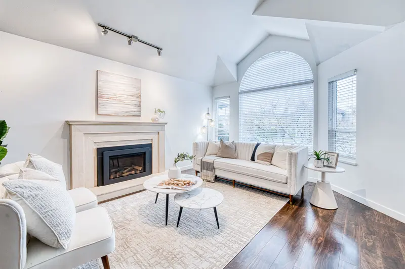 12328 IMPERIAL DRIVE - photo 3 of 25