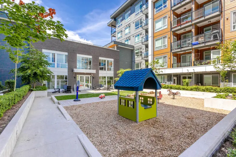 A114 20834 80 AVENUE - photo 4 of 23