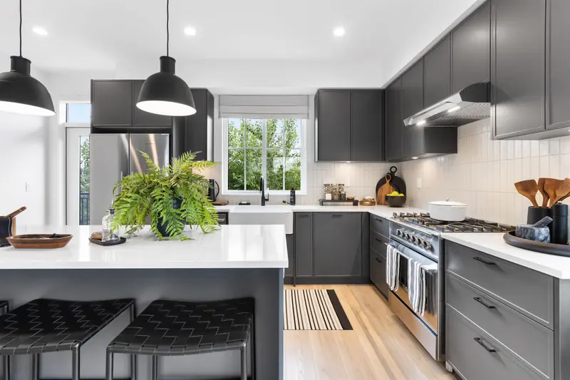 45 7918 204B STREET - photo 4 of 24