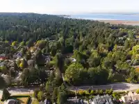 3055 140 STREET - thumbnail 4