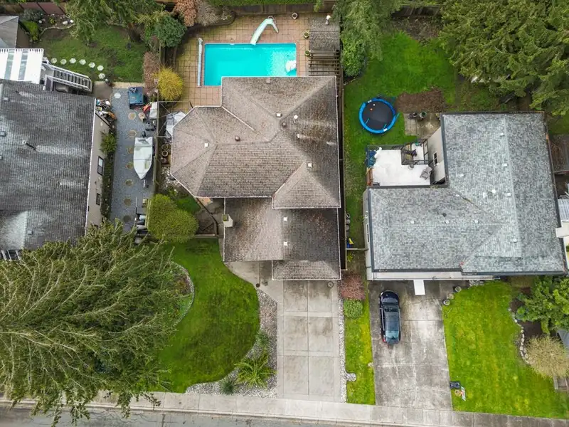 8631 BYRON ROAD - photo 3 of 25