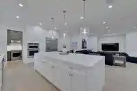 2071 156 STREET - thumbnail 5