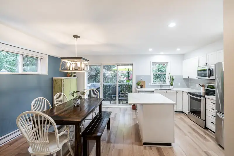 66 15168 36 AVENUE - photo 2 of 40