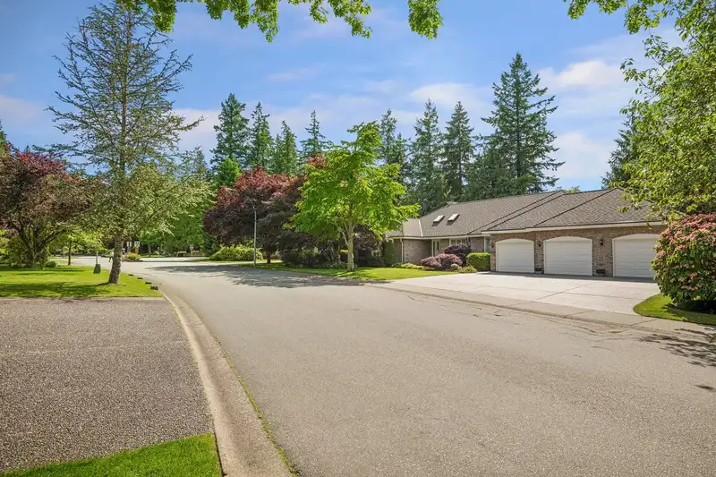 2023 132A STREET - photo 2 of 23