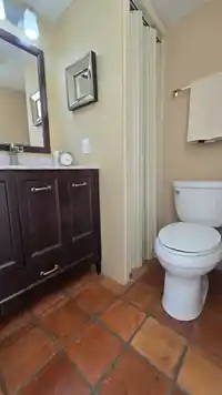 401 15025 VICTORIA AVENUE - thumbnail 16
