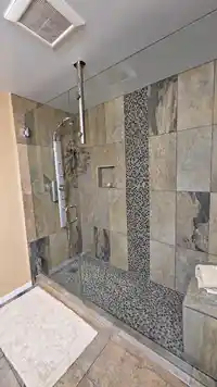 401 15025 VICTORIA AVENUE - thumbnail 22