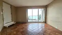 401 15025 VICTORIA AVENUE - thumbnail 8