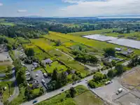 18952 16TH AVENUE - thumbnail 7