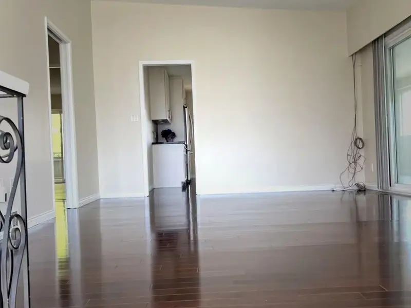 4383 PINEWOOD CRESCENT - photo 1 of 16