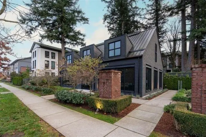 8 15828 27 AVENUE - photo 2 of 15