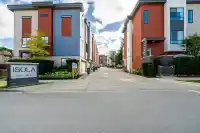 48 1670 160 STREET - thumbnail 1