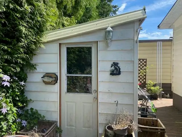 15 1640 162 STREET - photo 3 of 18
