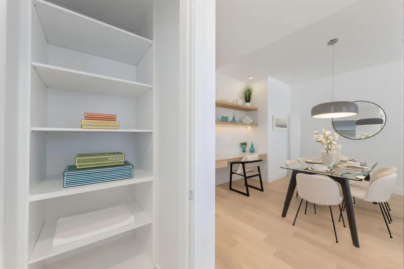 1501 1475 FOSTER STREET - photo 4 of 6