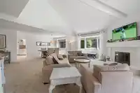 15 1725 SOUTHMERE CRESCENT - thumbnail 1