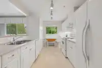 305 15185 22ND AVENUE - thumbnail 17