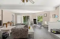956 161A STREET - thumbnail 29