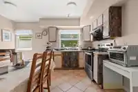 956 161A STREET - thumbnail 30