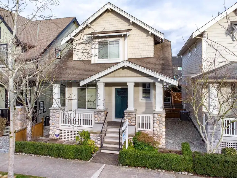 156 172A STREET - photo 1 of 40