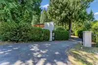 3249 136 STREET - thumbnail 36