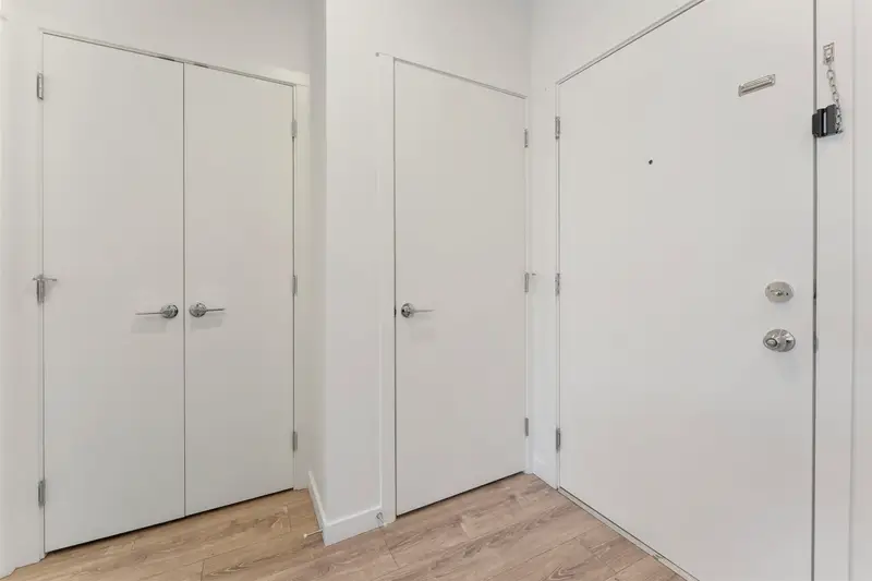 430 13968 LAUREL DRIVE - photo 3 of 25