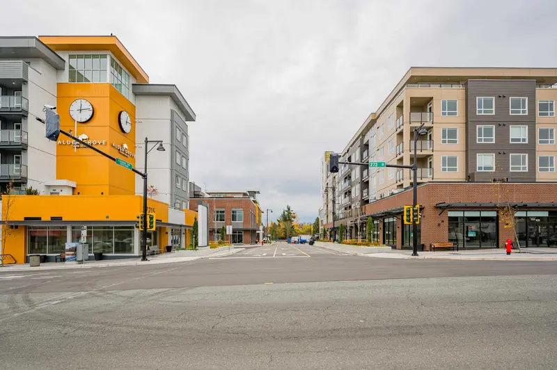 414 27218 ALDERGROVE TOWN CENTER DRIVE - photo 4 of 25