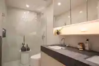 208 1342 JOHNSTON ROAD - thumbnail 16