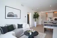 208 1342 JOHNSTON ROAD - thumbnail 9