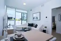 208 1342 JOHNSTON ROAD - thumbnail 10