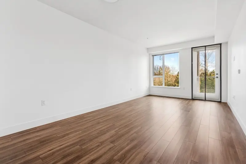 405 6933 CAMBIE STREET - photo 3 of 25