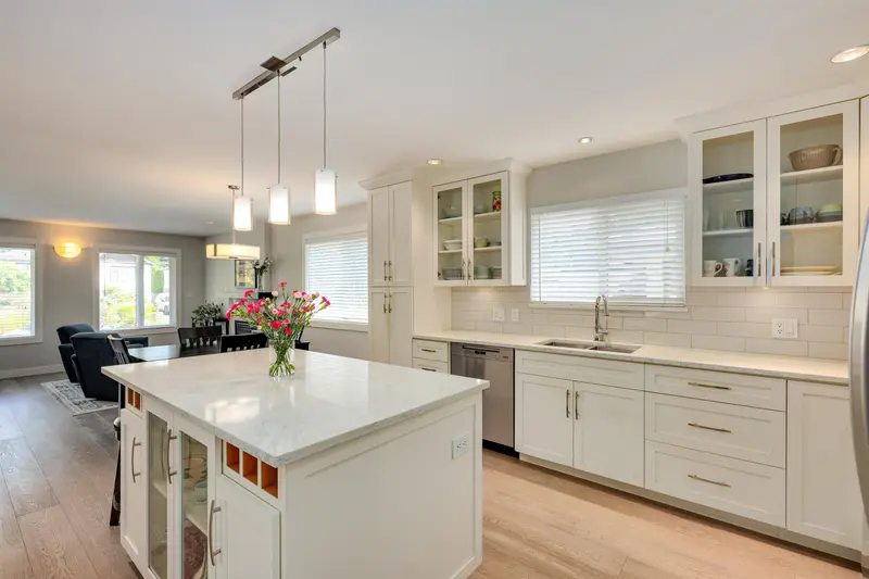 1433 DORAN ROAD - photo 4 of 25