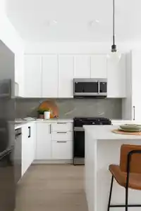 204 3438 146A STREET - thumbnail 6