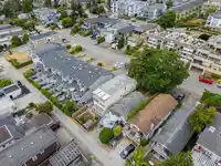 15154 BEACHVIEW AVENUE - thumbnail 32