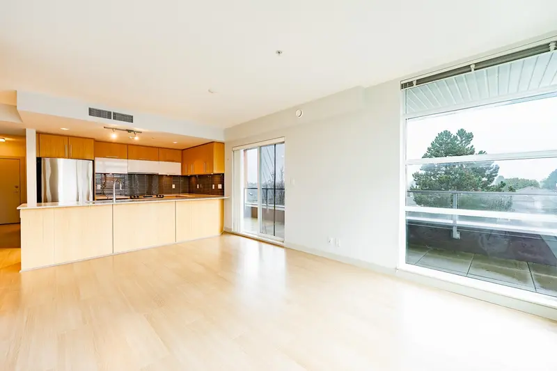 318 10020 DUNOON DRIVE - photo 4 of 20