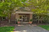 302 15440 VINE AVENUE - thumbnail 1
