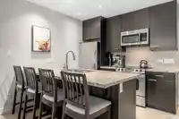 203 2970 KING GEORGE BOULEVARD - thumbnail 1
