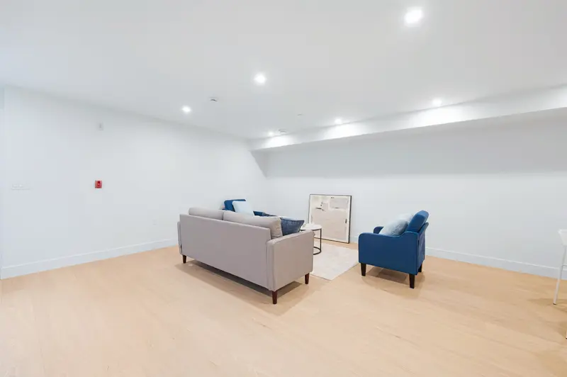 1 4855 VENABLES STREET - photo 2 of 24